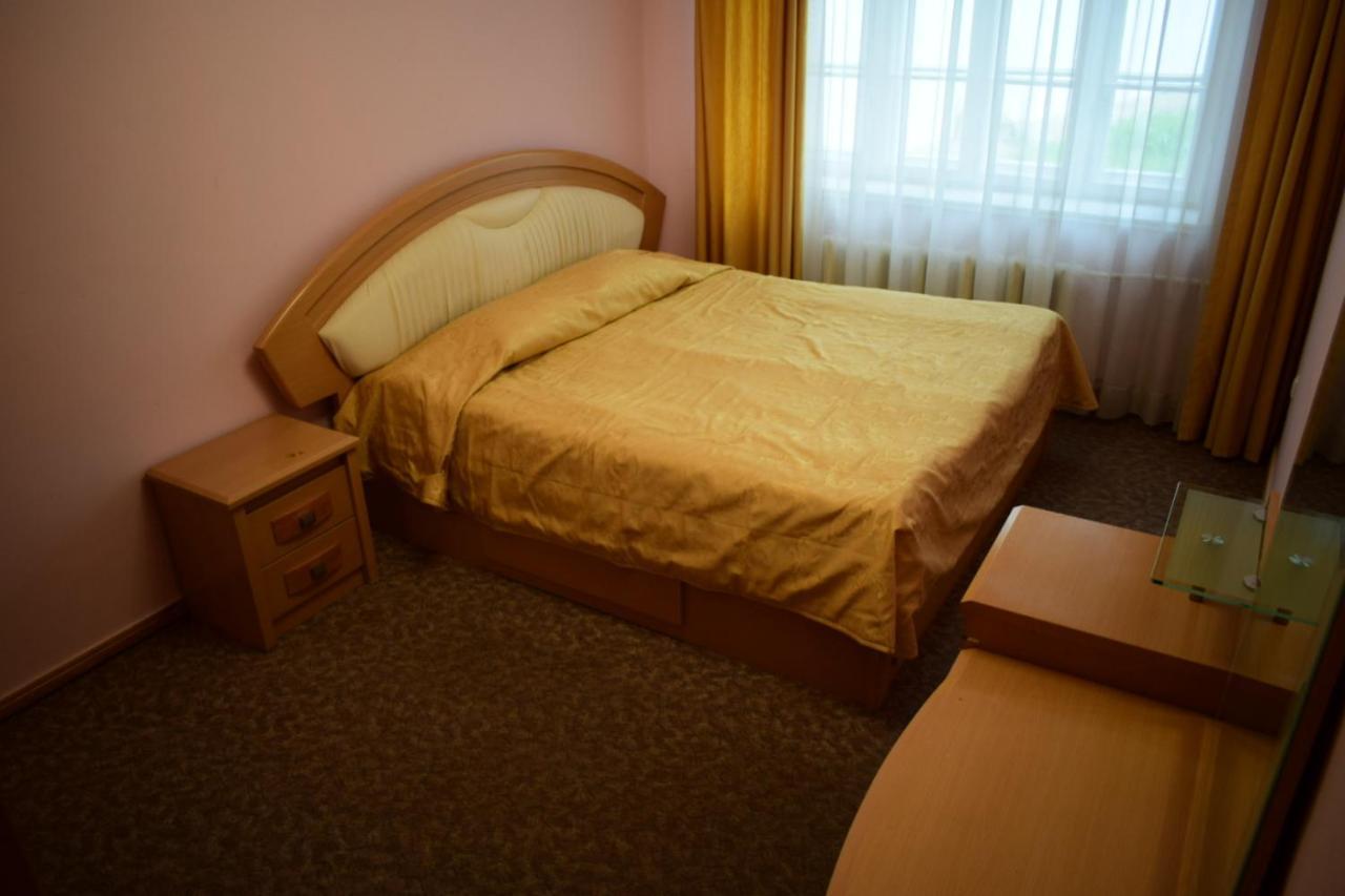צ'אקאדזור Aliq Hotel מראה חיצוני תמונה